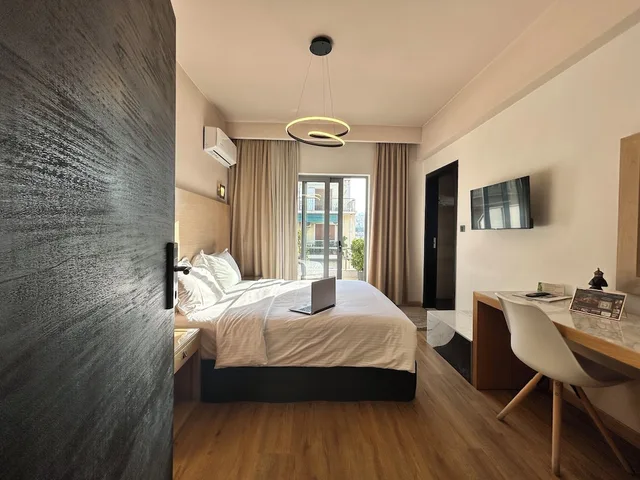 غرفة ديلوكس بسرير مزدوج، Areos Hotel 2/10