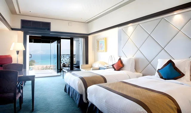 Royal, Pool, Executive, Suite, 3 Beds, Okinawa Kariyushi Resort Exes Onna (ex. Okinawa Spa Resort Exes) 1/2
