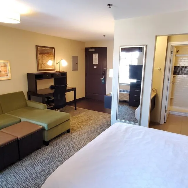 جناح استوديو، STAYBRIDGE SUITES EAU CLAIRE - ALTOONA 2/2