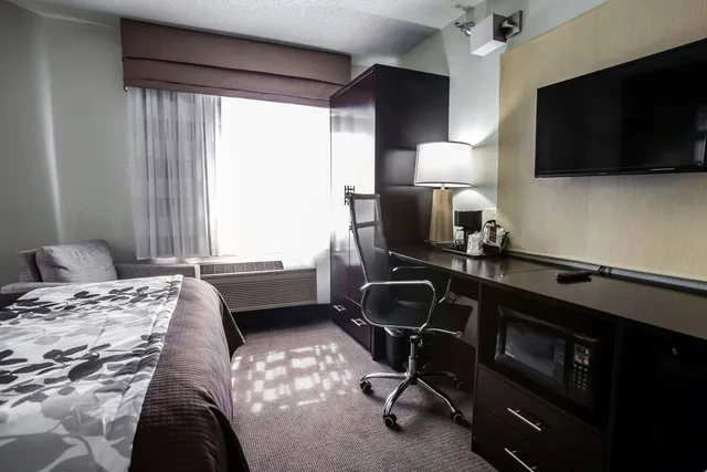 غرفة بسرير كوين لذوي الإعاقة، Sleep Inn Rockford I-90 4/4
