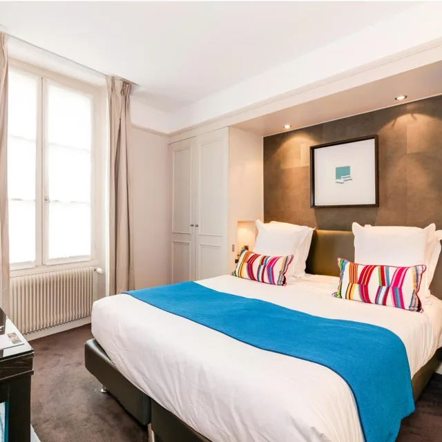 Petite, Double Bed، Hotel Duo 1/4