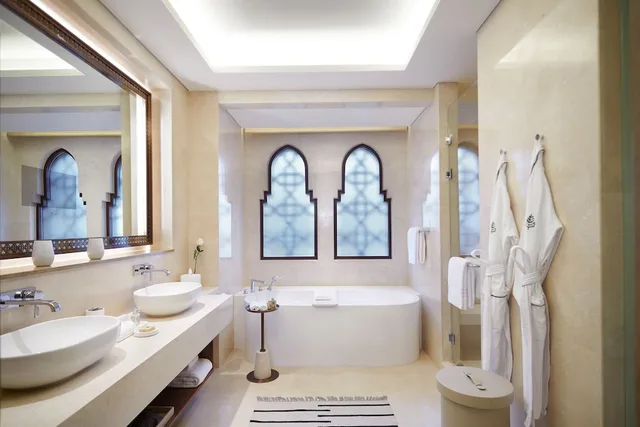 غرفة بريميير بسرير كينج بإطلالة على البحر، Four Seasons Resort Sharm El Sheikh 7/8