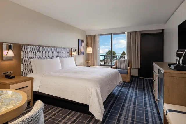 Premium, King Bed, Ocean Front، Holiday Inn Resort Bar Harbor Acadia Natl Park 5/7