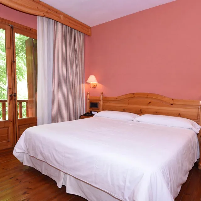 غرفة قياسية ثلاثية، Rvhotels Orri 3/9