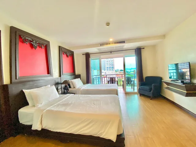 Comfort, Deluxe, Twin Beds, Royal Heritage Pavillion 1/3