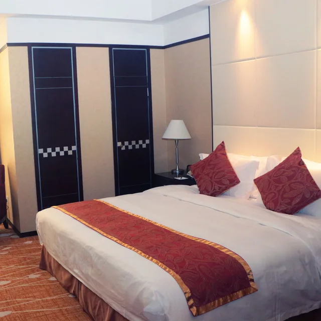 غرفة سوبيريور بسرير كينج بإطلالة على المدينة للمدخنين، Howard Johnson by Wyndham Pearl Plaza Wuhan 2/4