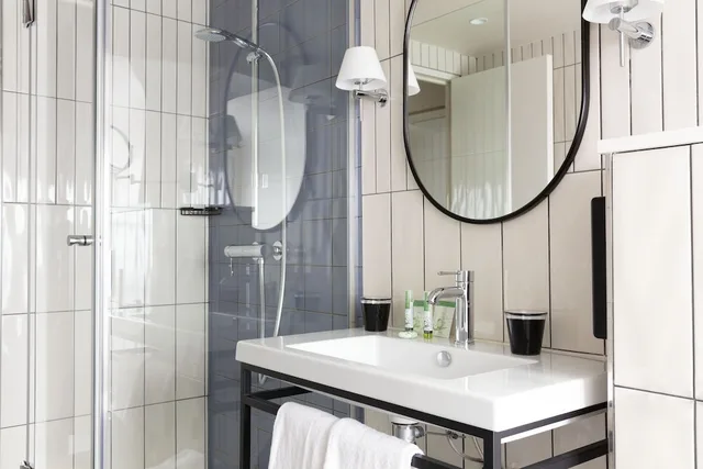 Deluxe, City or Courtyard View, Hotel Bastille Speria 8/9