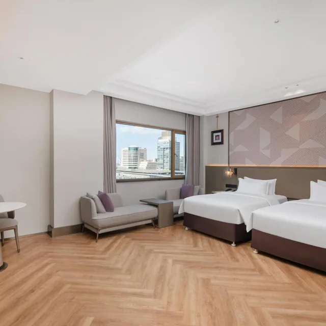 غرفة سوبيريور بسريرين منفصلين بإطلالة على المدينة، Crowne Plaza City Center Ningbo 1/3