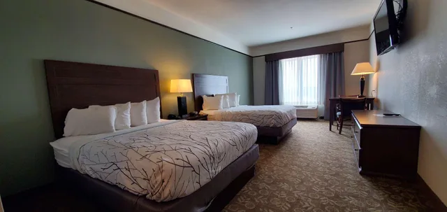 غرفة بسريرين كوين لذوي الإعاقة، Best Western Plus Emory At Lake Fork Inn And Suites 1/2