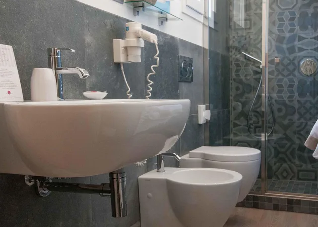 Urban, Double Bed، Touring Hotel Bologna 8/8