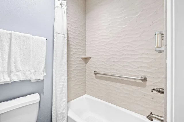 جناح بسرير كينج وسريرين كوين، SureStay Hotel by Best Western Buena Park Anaheim 8/10