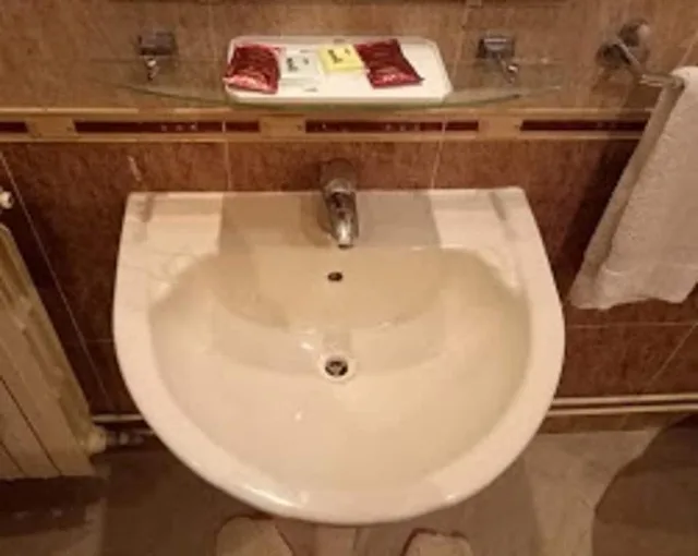 غرفة ثلاثية بسرير مزدوج، Abassides Palace 1/1