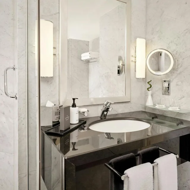 غرفة تنفيذية بسرير كينج بإطلالة على المدينة، The Park Tower Knightsbridge, a Luxury Collection Hotel, London 4/6