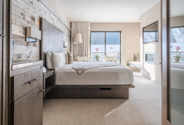 Premium, King Bed, Balcony, Hotel Jackson 4/4
