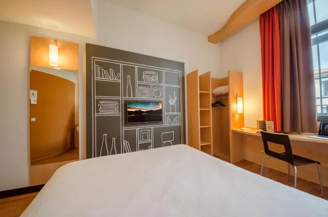 غرفة قياسية بسرير مزدوج وسرير فردي، Ibis Sarlat 1/10
