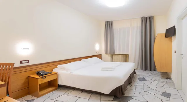 غرفة قياسية ثلاثية، Hotel Delle Rose 2/10