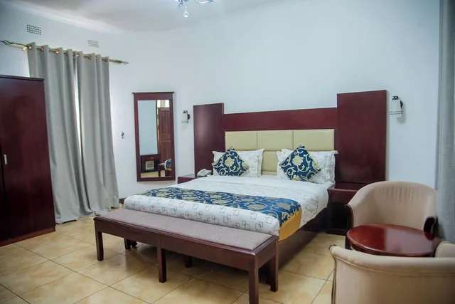 غرفة قياسية بسرير مزدوج، Chamba Valley Exotic Hotel 1/5