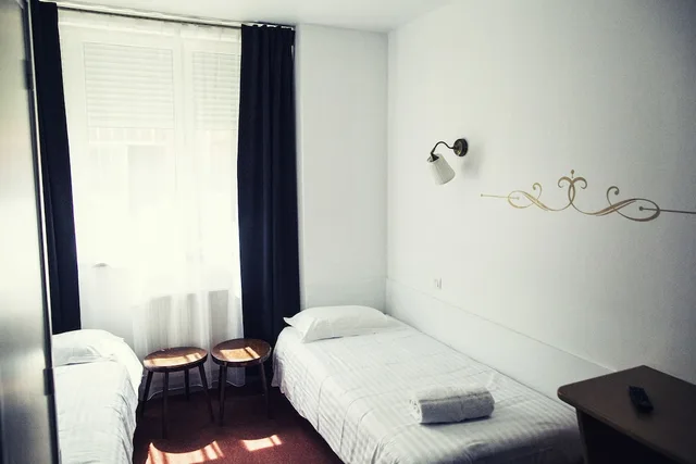 غرفة بسريرين منفصلين، The Old Hotel Ravel 3/5