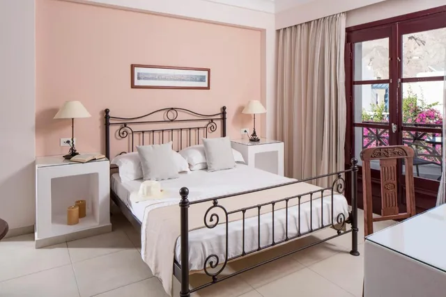 غرفة سوبيريور بسرير مزدوج، Veggera Hotel 3/6