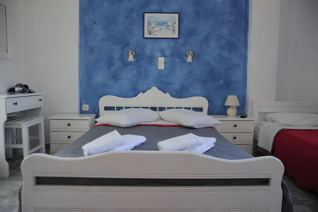 غرفة قياسية ثلاثية بسرير مزدوج وسرير فردي، VILLA MICHALIS 2/3