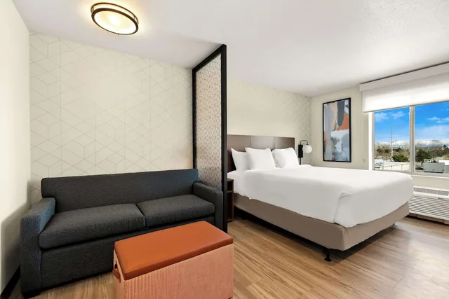 غرفة مفردة بسرير كينج، Everhome Suites Nampa Boise 2/4