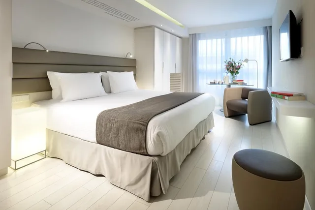 غرفة بسرير كينج، Eurostars Book Hotel 1/5