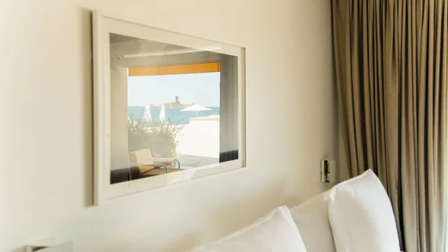 غرفة بريستيج، Hotel Les Roches Rouges 7/8