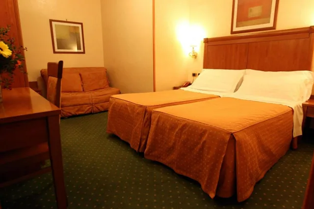 غرفة قياسية بسرير مزدوج أو سريرين منفصلين، Baltic Hotel 3/3