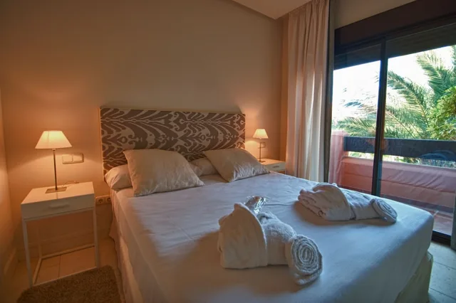 شقة فاخرة بسرير مزدوج وسريرين منفصلين بغرفتي نوم بجاكوزي، APARTHOTEL NOVO RESORT5 3/4