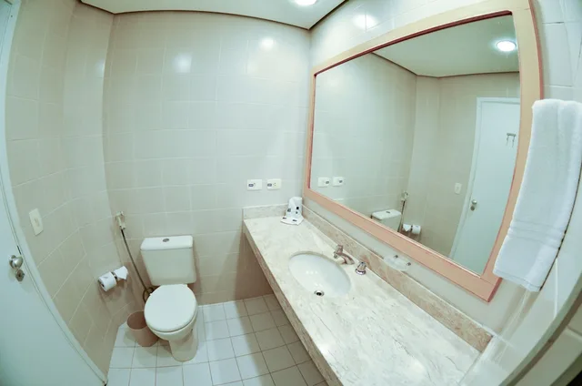 غرفة بسرير كوين، Gandini Hotel 3/4