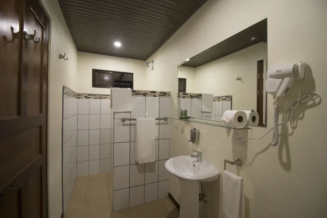 غرفة قياسية بسرير كوين، Tirimbina Rainforest Lodge 3/3