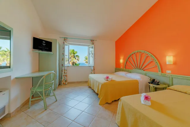 شقة بغرفتي نوم، Villaggio Cala Di Volpe 1/7