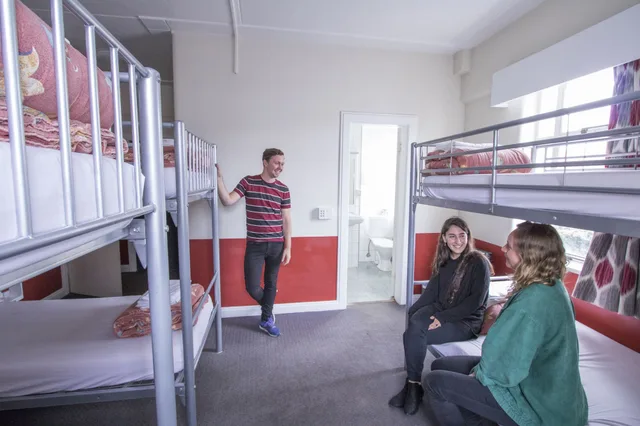 سكن مشترك مختلط بأربعة أسرّة بحمام مشترك، Hotel Waterloo Backpackers 2/8