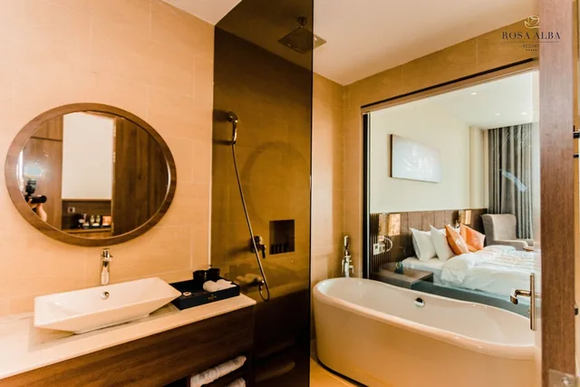 استوديو بسرير كينج بإطلالة على البحر، Rosa Alba Resort and Villas Tuy Hoa 6/7