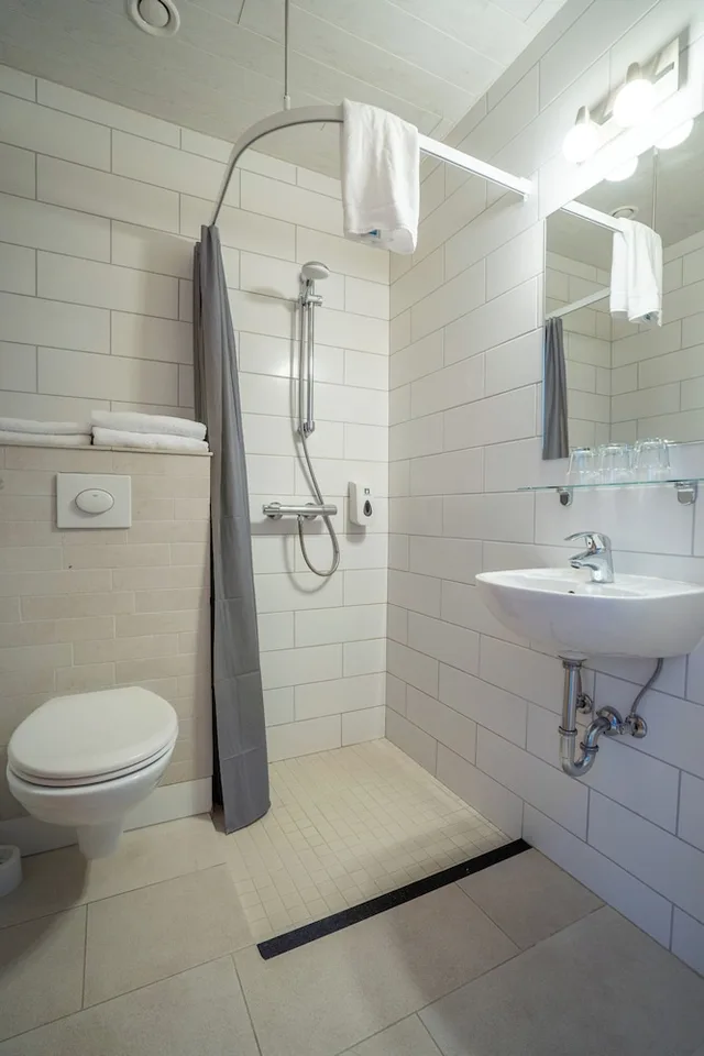 غرفة ثلاثية بثلاثة أسرّة، Hotel Breiodalsvik 10/10