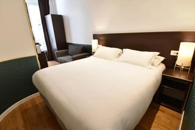 غرفة سوبيريور بسرير مزدوج، Hotel Bonne Nouvelle Paris 2/7