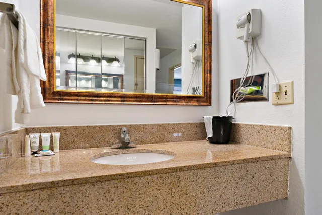 غرفة بسريرين كوين لذوي الإعاقة، Chicago Club Inn & Suites 4/5