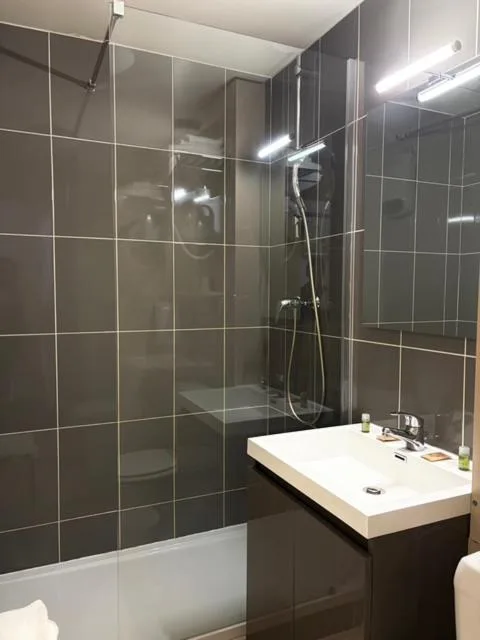 Room, Single, Metropol Hotel 5/7