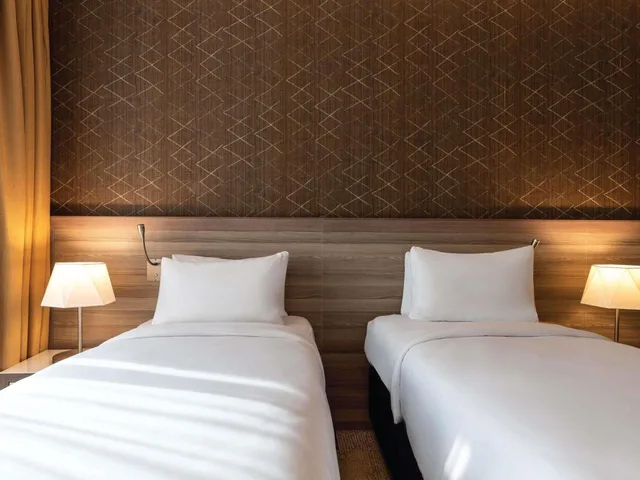 غرفة كلاسيكية بسريرين منفصلين مع أريكة، Mercure Makkah Aziziah 7/10
