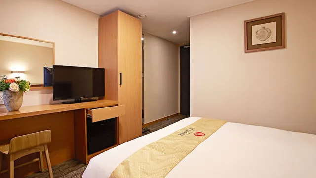 غرفة تُحدَّد عند الوصول، Hotel Skypark Myeongdong I 2/5