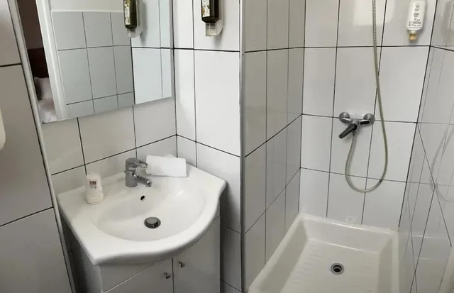 Mini, Comfort, Single، Hotel Moderne 6/6
