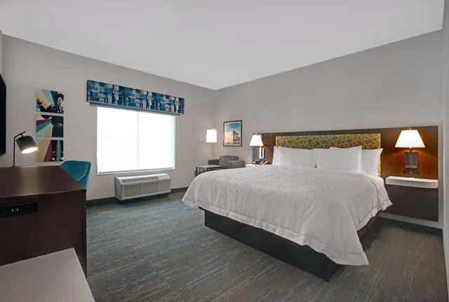 جناح استوديو بسرير كينج مع أريكة، Hampton Inn Suites Farmers Branch Dallas Tx 2/5