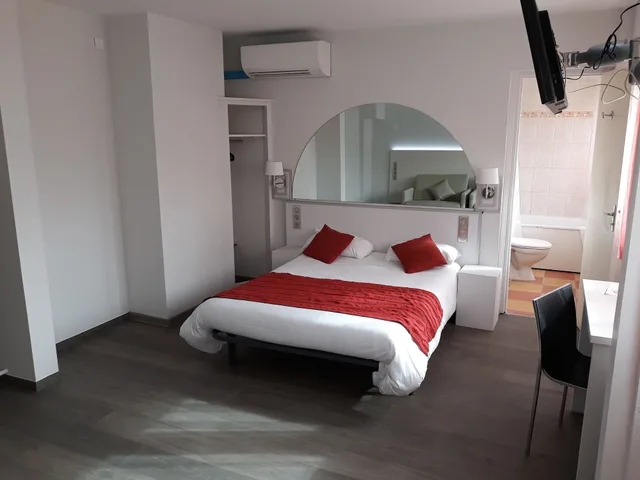 غرفة كومفورت بسريرين منفصلين، Escatel Hotel 3/7