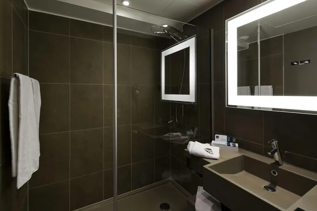 Premium, Superior, Multiple Beds، NOVOTEL BRUSSELS AIRPORT 6/10