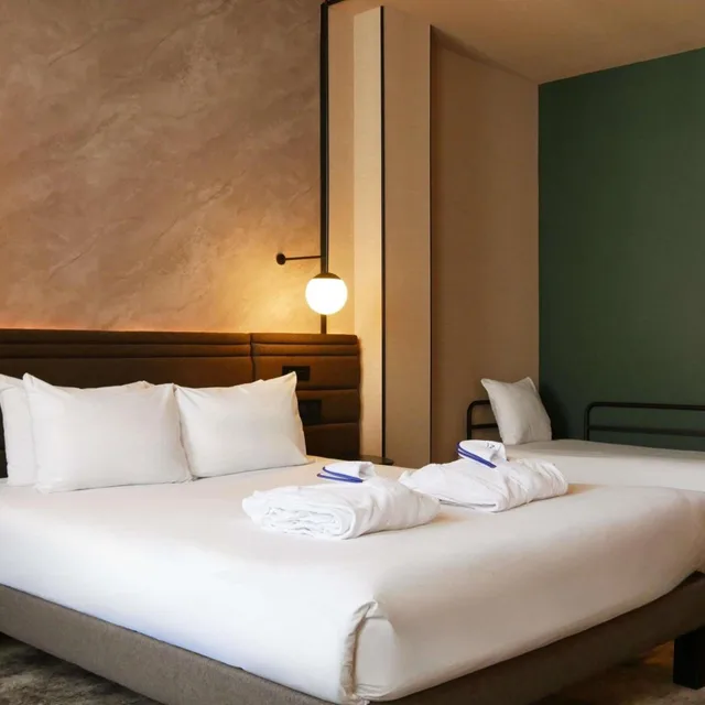 غرفة تنفيذية ثلاثية بسرير مزدوج وسرير فردي، Novotel Rouen Centre Cathedrale 3/10