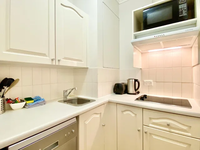 شقة استوديو أساسية بسرير كوين، Milson Executive Apartments 4/5