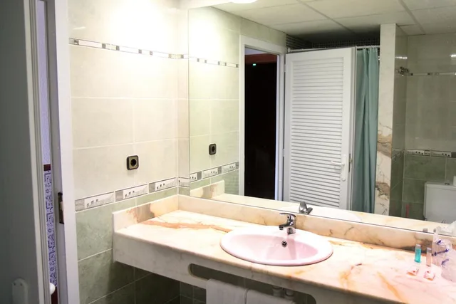 Room, Double Bed, Sea View, with Pool, Univers 1/1