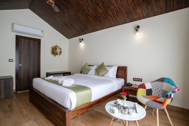 Room, King Bed, Valley View، Stone Wood Nature Resort 1/2