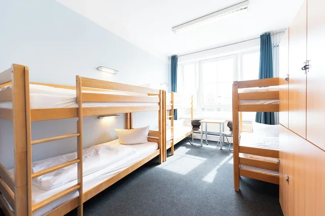 غرفة رباعية بأربعة أسرّة، Industriepalast Hostel 1/10