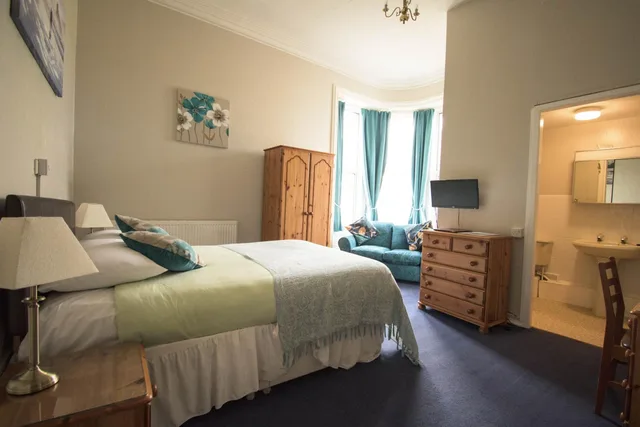 Room, Double Bed, Pinegrove Hotel 1/1